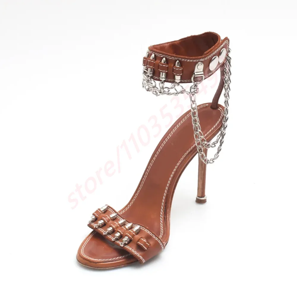 Новые подиумные римские сандал – обзор и цена Women'S Fashion Trends 2025